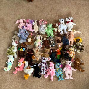 35 Assorted TY BEANIE BABIES collection LOT Original Tags attached Great Conditi